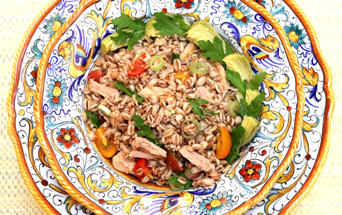 Farro Salad with Tuna, Artichoke Hearts, Cherry Tomatoes, and Arugula Mary Beth Clark